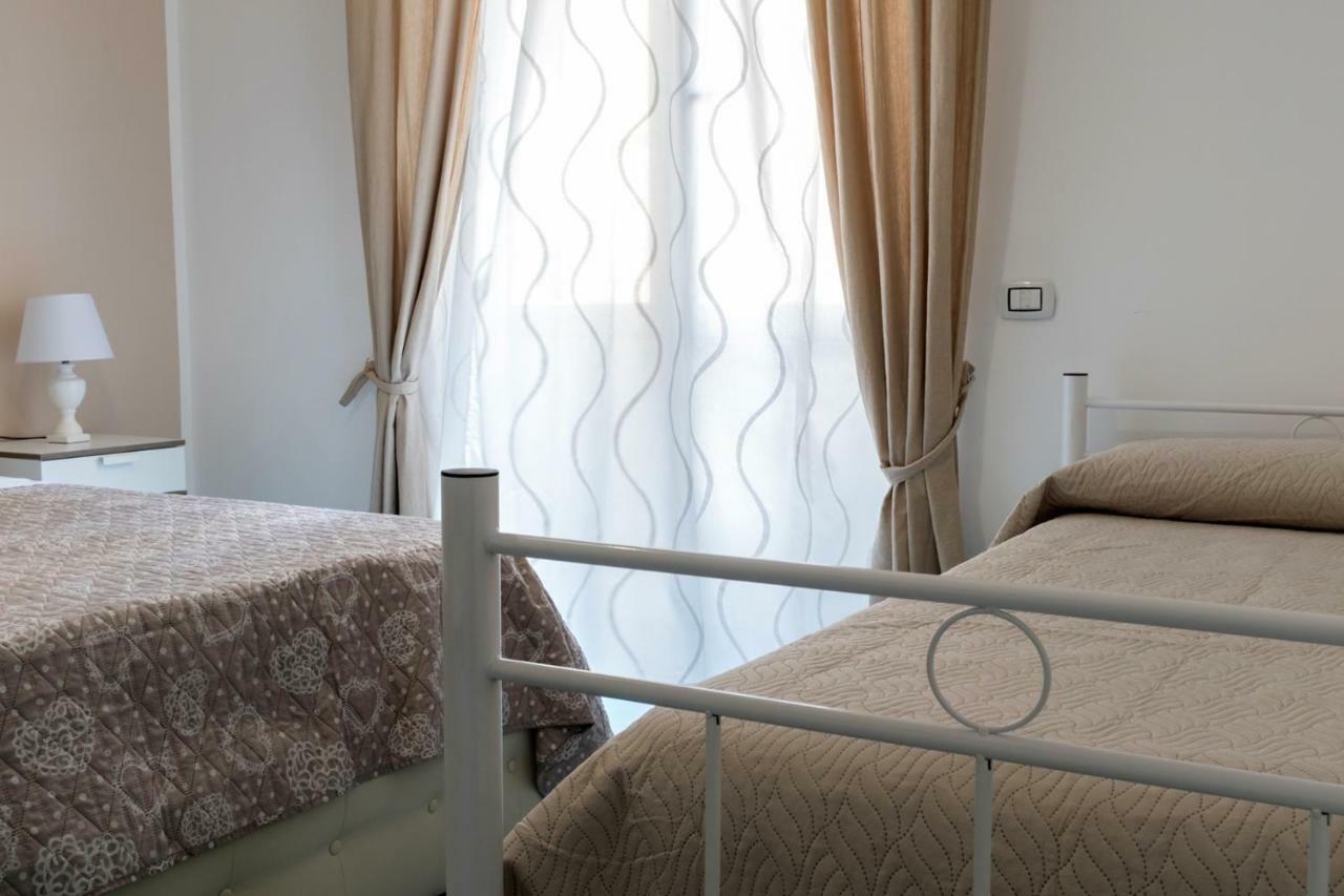 Bed and Breakfast Ad Maiora Salerno Exterior foto